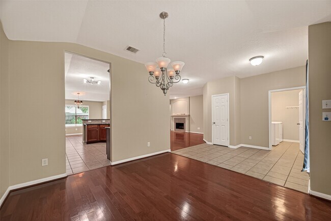 Building Photo - 6922 Summer Bridge Ln