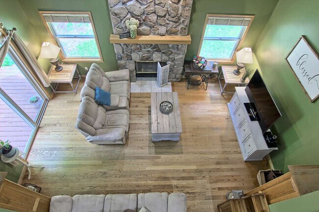 Building Photo - 4440 Ground Pine Trail