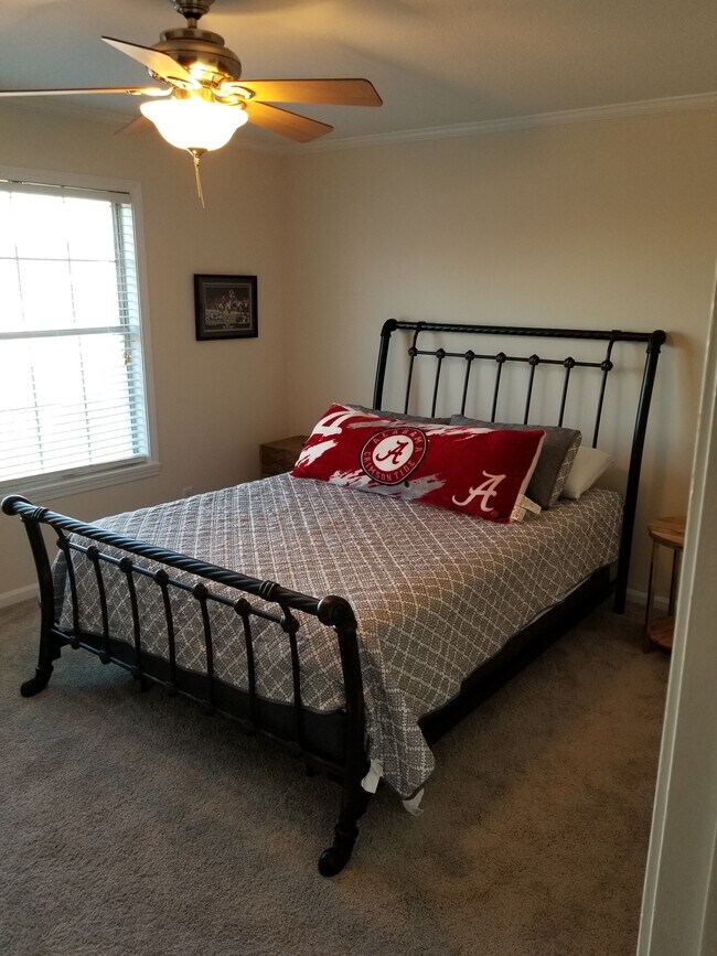 1605 Hackberry Ln 1605 Hackberry Ln Tuscaloosa AL 35401 Apartment