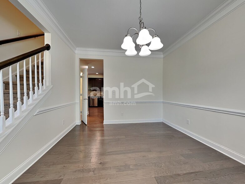 Building Photo - 9919 Maywine Cir