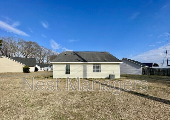 Building Photo - 804 Nighthawk Pl
