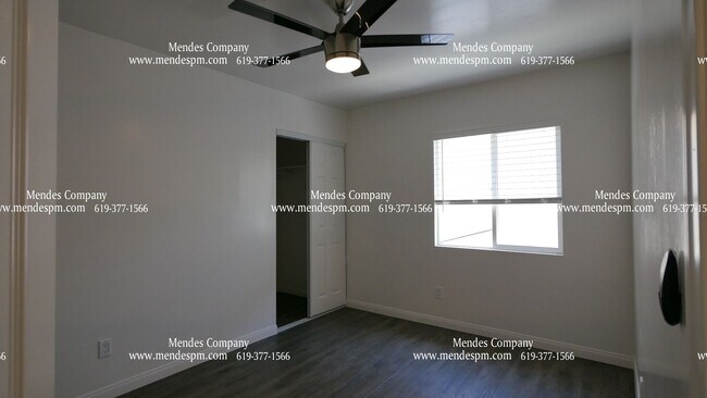 Building Photo - 5545 Mary Lane Dr