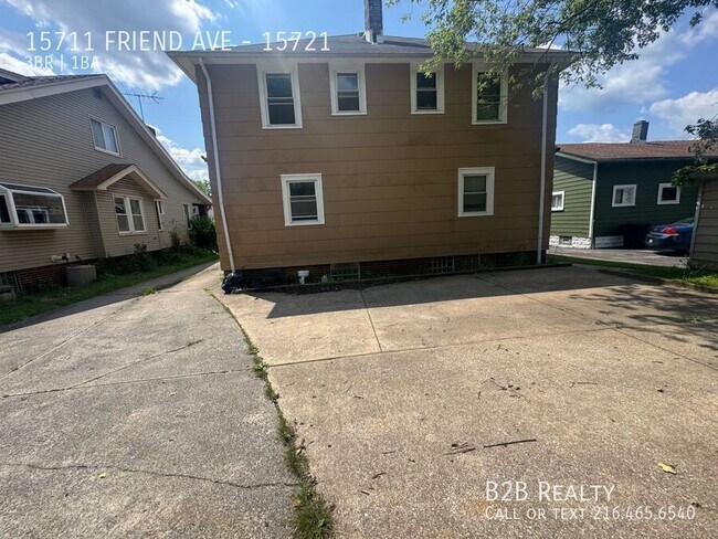 Building Photo - 15711 Friend Ave
