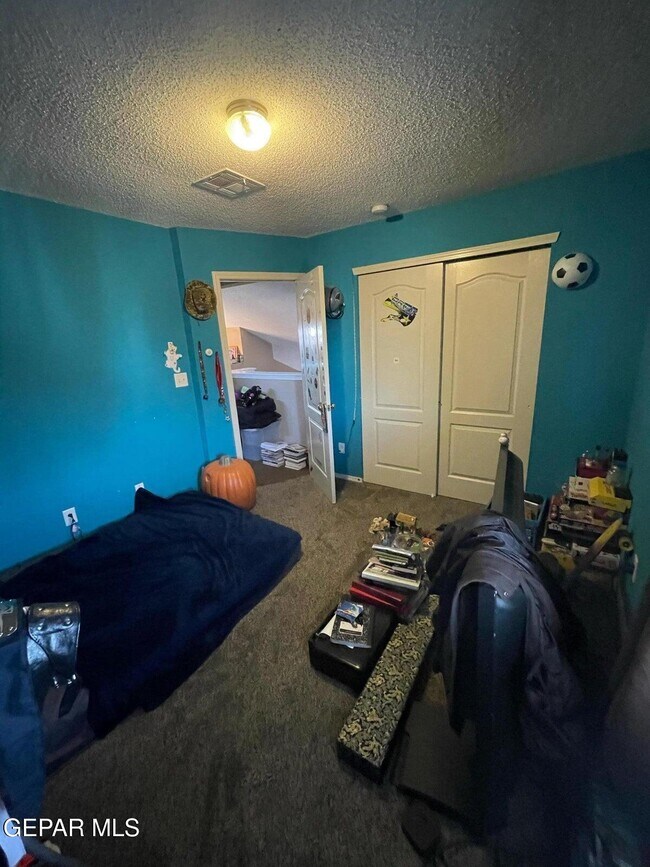 Building Photo - 11749 Mesquite Miel Dr