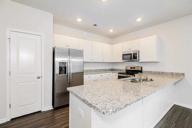 Building Photo - 7567 Tender Heart Cir