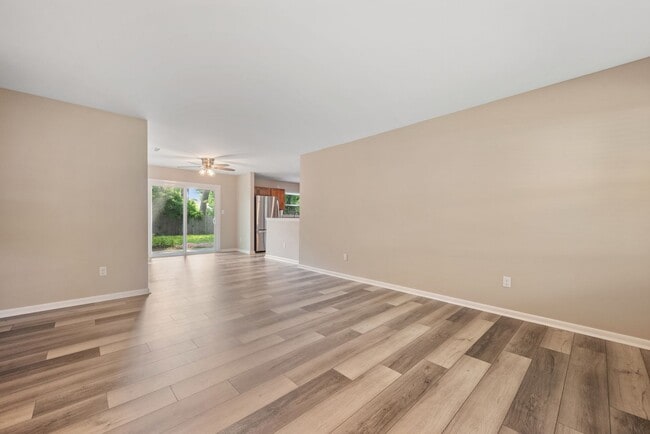 Building Photo - Move in Ready! Brick ranch home has 3 bedr...