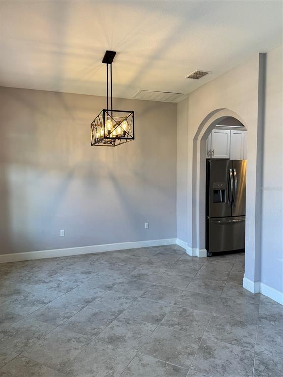 Building Photo - 1365 Evergreen Park Cir