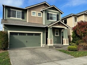 Building Photo - Reduced Rent Desirable Woodbury Estates