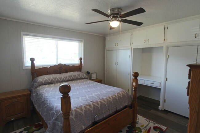 Building Photo - 419 S 100 E