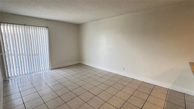 Building Photo - 4550 NW 9th St