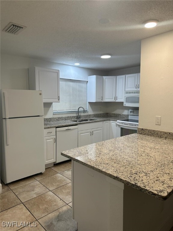 Building Photo - 4826 Marine Dr