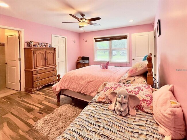 Building Photo - 3900 Reaves Rd