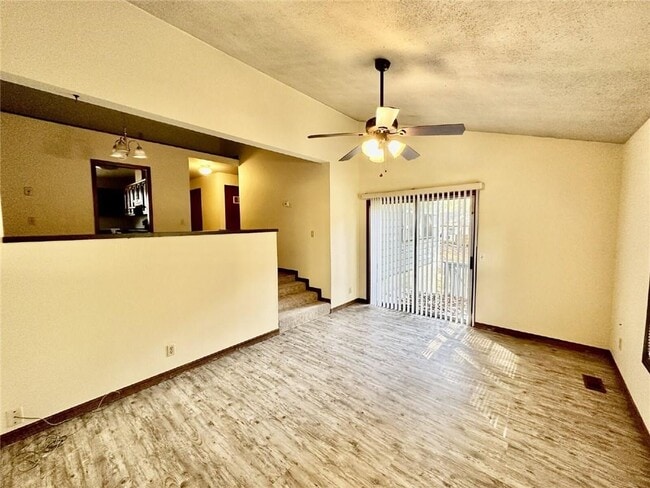 Building Photo - 1506 Bella Vista Rd
