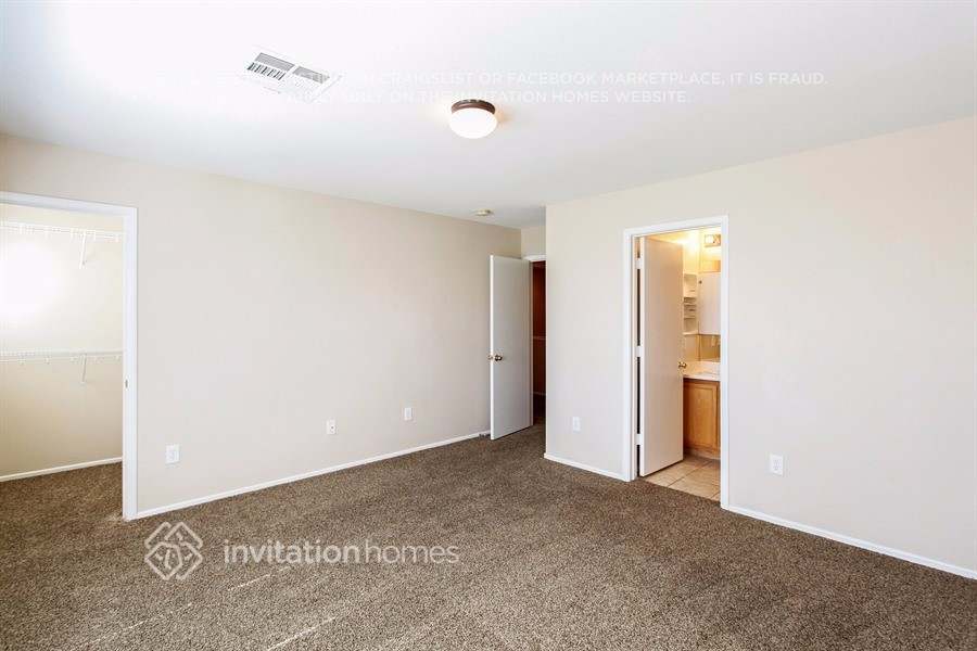 Building Photo - 7224 Camden Pine Ave