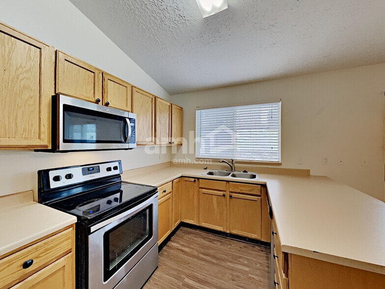 Building Photo - 6868 Jackling Way