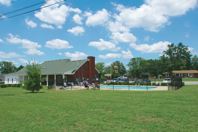 Building Photo - Crosswinds Condominiums