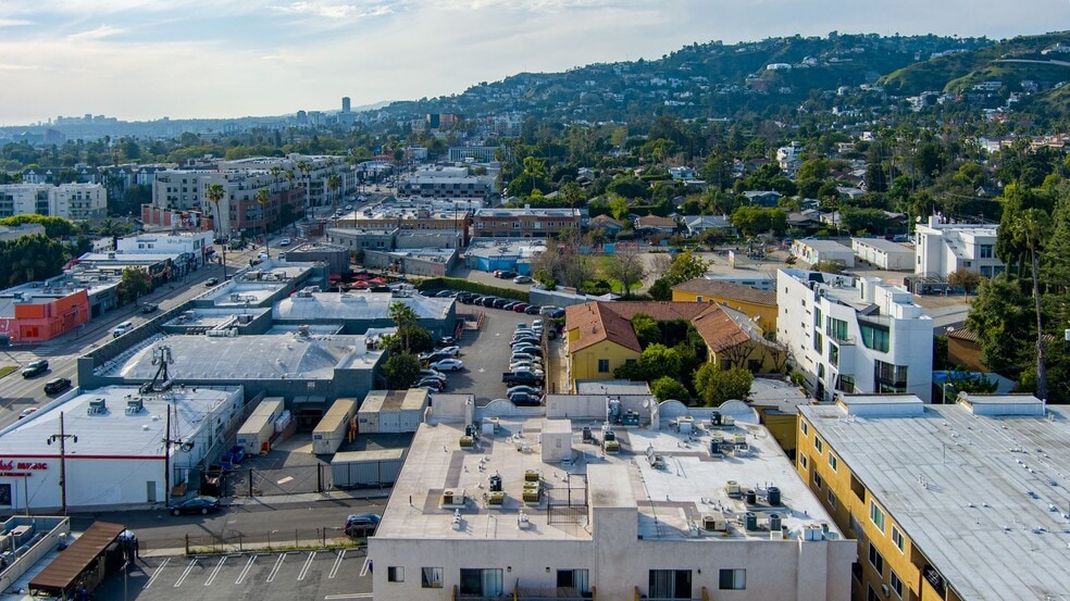 Building Photo - Vista Apartments