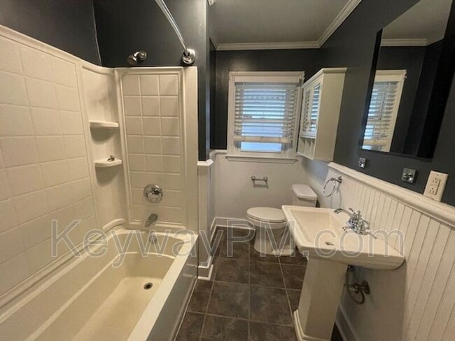 Building Photo - 3517 Trolley Line Rd