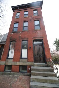 Building Photo - 213 Wilson St