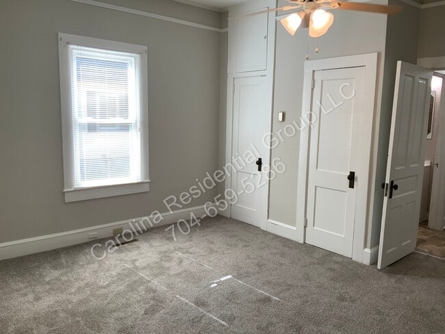 Building Photo - 607 Forest Ave