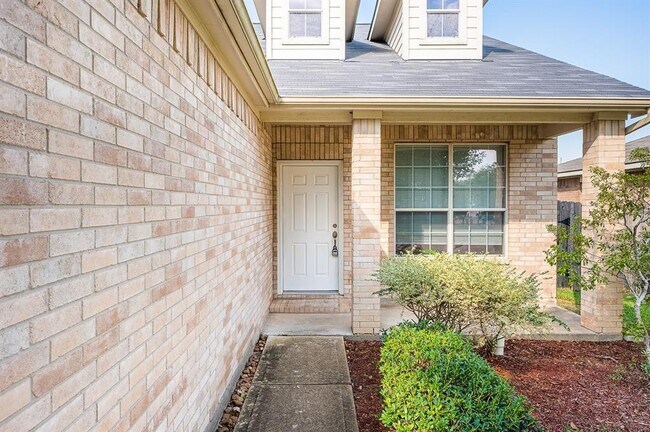 Building Photo - 16310 Bandicoot Dr
