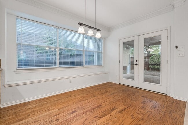 Building Photo - 3829 Bonita Dr