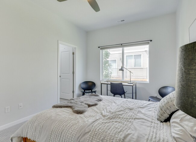 Building Photo - Immaculate 2-Bedroom Townhome in Tanasbourne with Smart Upgrades & High-End Finishes!