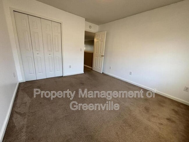 Building Photo - 20 Maravista Ave