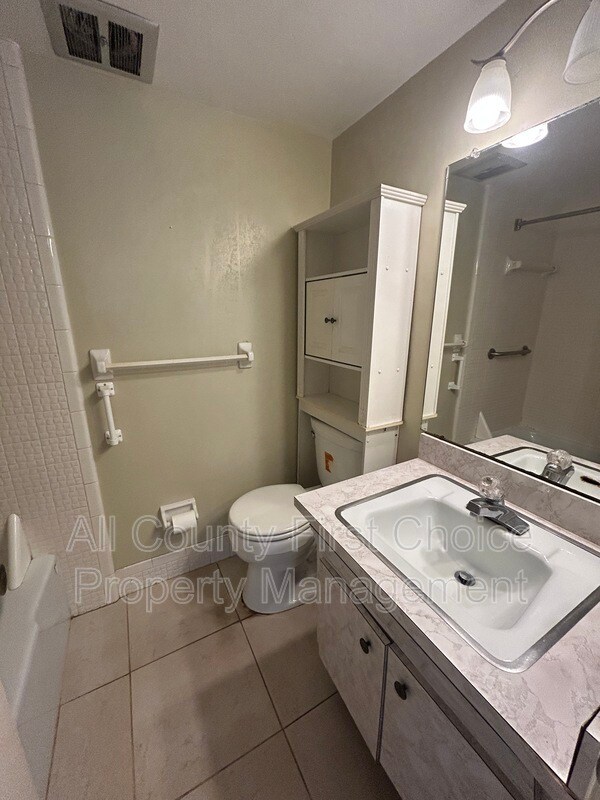 Building Photo - 55 Wertz Dr