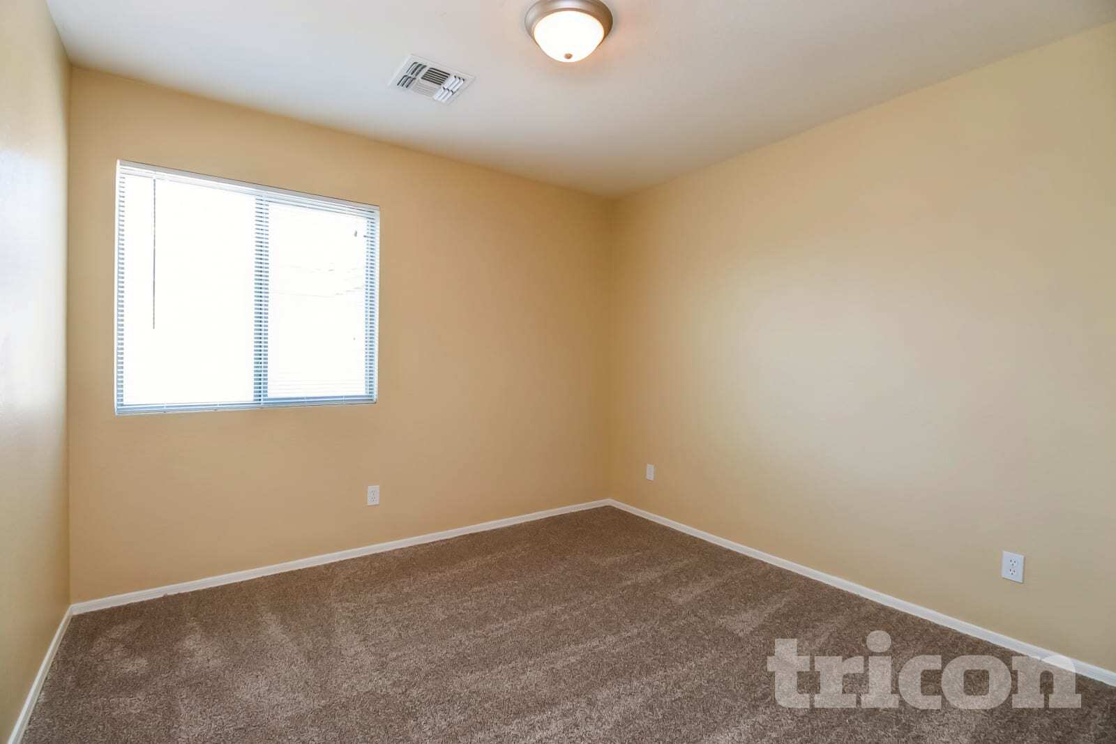 Building Photo - 8332 W Crown King Rd