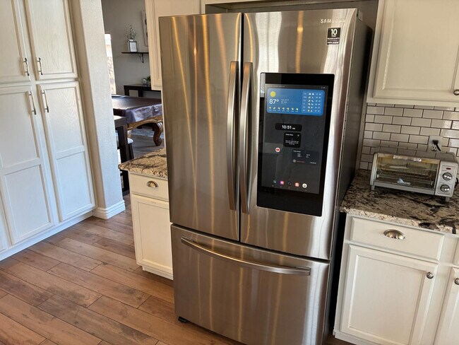 Building Photo - 13717 N 80th Ave