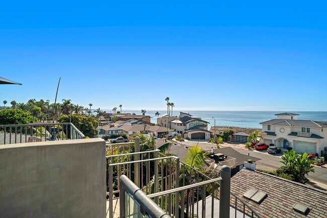 Building Photo - Carlsbad Blvd