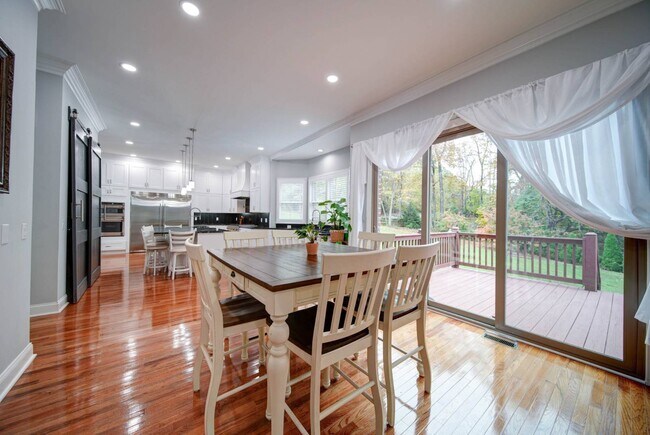 Building Photo - 119 Plantation Dr