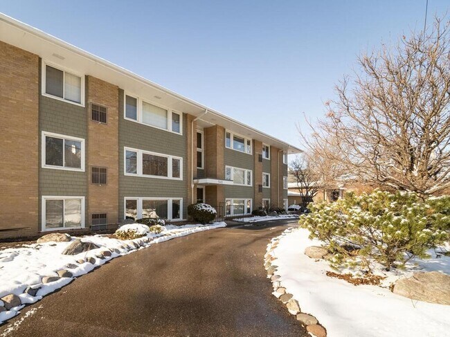 Building Photo - 5412 France Ave S