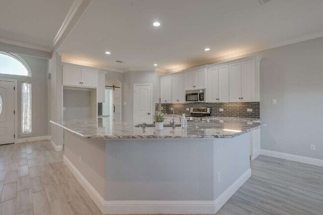 Building Photo - Stunning 3-bedroom, 2-bathroom home on an over-sized lot in Aledo ISD!