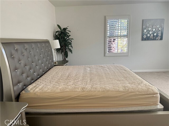 Building Photo - 50 Full Moon