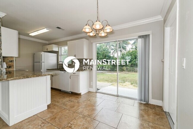 Building Photo - 3 Bedroom Pet-Friendly Home in CAPE CORAL, FL with Main Street Renewal