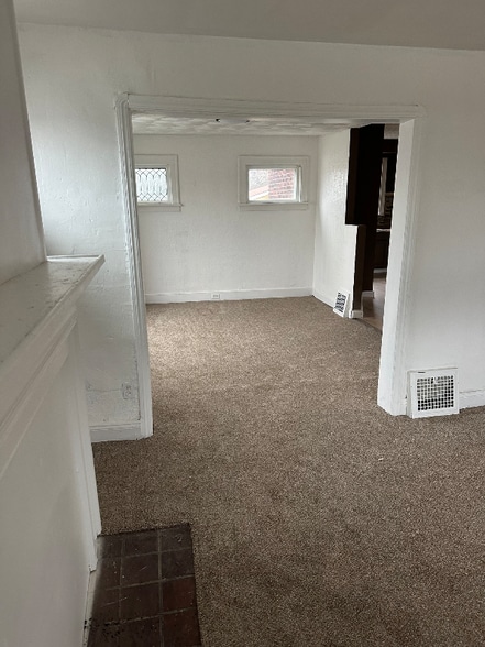 Building Photo - 16575 Libby Rd