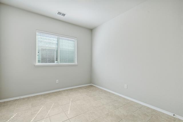 Building Photo - 2448 Open Range Dr