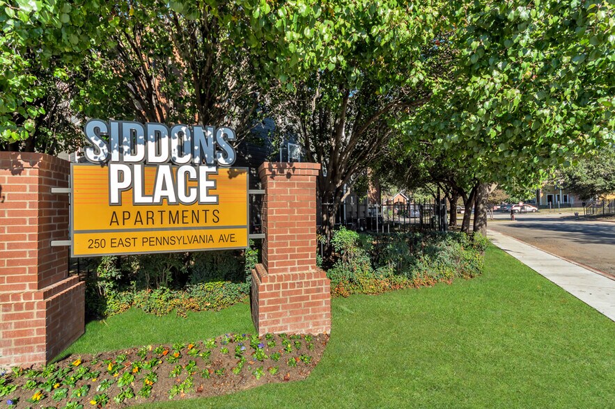 Building Photo - Siddons Place