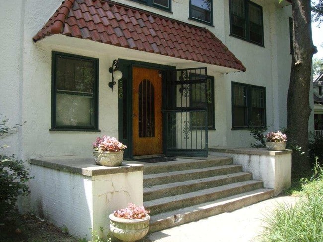 Building Photo - Woodruff Manor