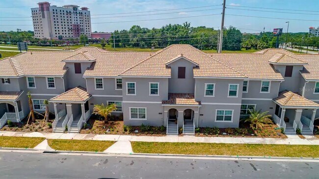 Building Photo - 4909 Windermere Ave