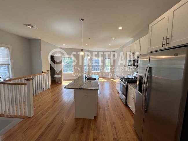 Building Photo - 4 bedroom in Boston MA 02134