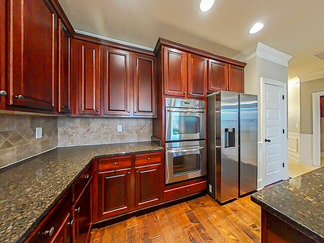 Building Photo - 2476 Sunflower Dr