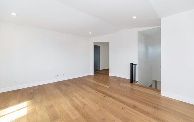 Building Photo - 4518 N 39th St