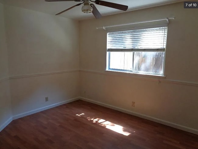 Building Photo - 898 Don Medico Dr