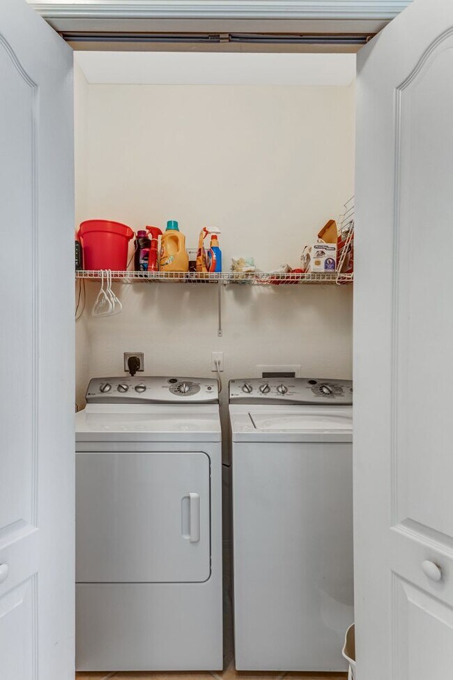 Building Photo - ** HERITAGE BAY ** 2 BED / 2 BATH - CONDO - GOLF MEMBERSHIP - ANNUAL OR SHORT TERM RENTAL