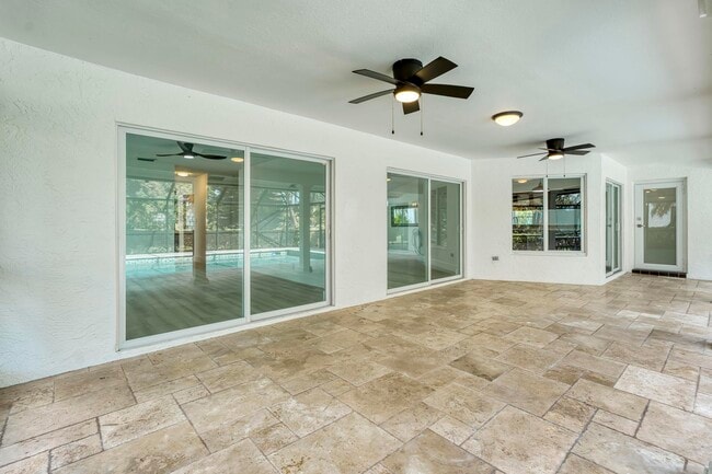 Building Photo - 10129 Canoe Brook Cir