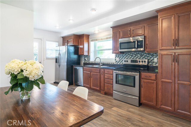 Building Photo - 6062 Arrowhead Dr