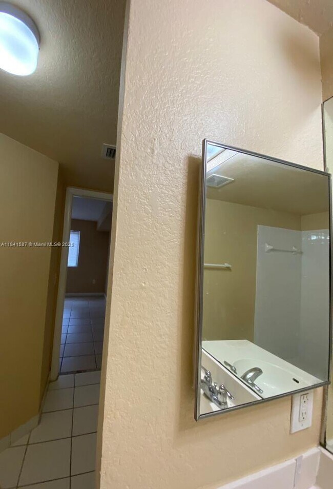 Building Photo - 15440 SW 284th St